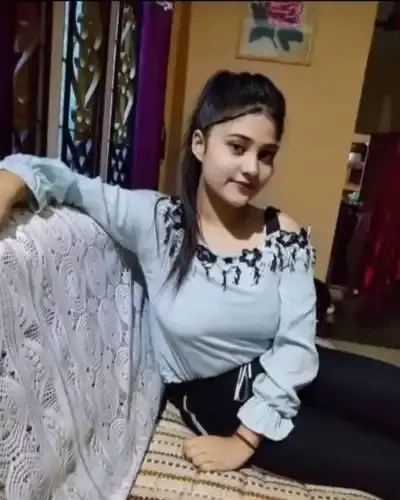 Call Girls Service in Hazratganj