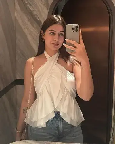 Call Girl Hazratganj