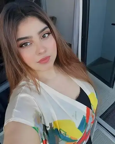 Hazratganj Escort